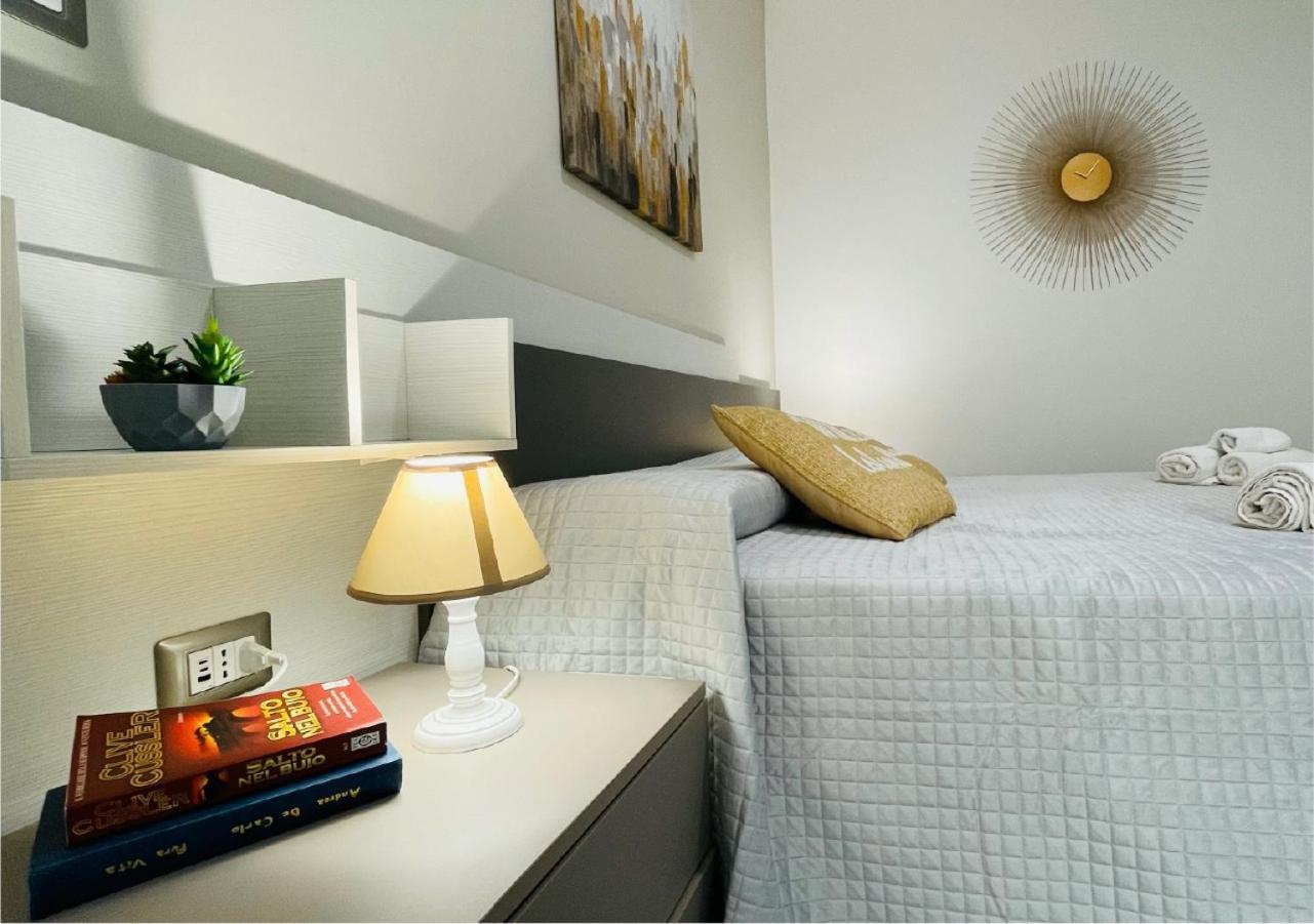 La Collina Di Montegrappa - Suites With Heated Private Pool - Suites With Shared Pool Tuglie Eksteriør billede